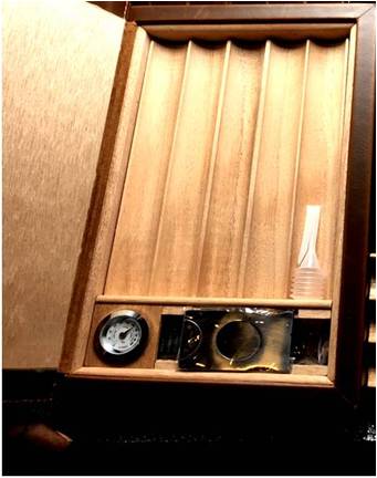 Novelist Cigar Case